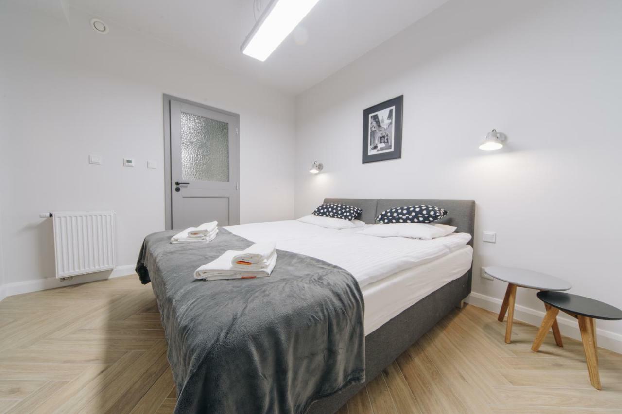M5 Main Square Stylish One Bedroom Krakow Ngoại thất bức ảnh